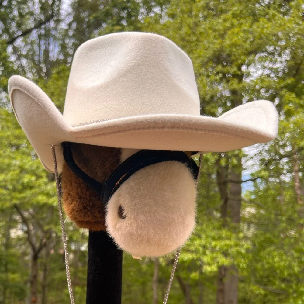 NWT White Rhinestone Strap Womens 7 Cowboy Hat Flat Brim Polyester Felt